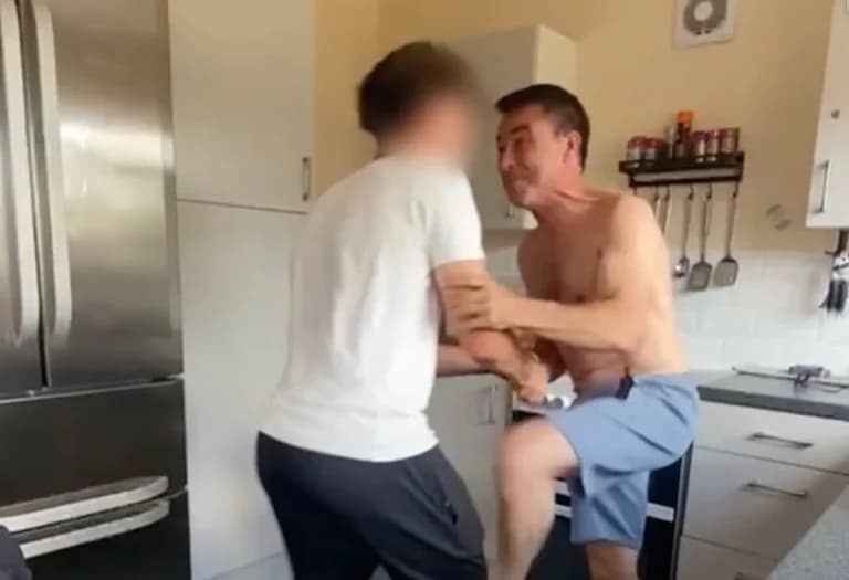 ניצח את הסרטן וזכה במיליון ליש"ט בלוטו - 'אני רוצה לקחת את הילדים שלי ליוון'