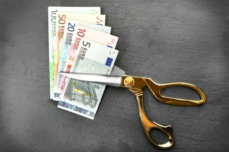 Gehälter: Inflation und Steuern machen Lohnerhöhungen zunichte
