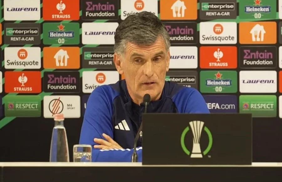 Olympiacos zielt auf Gustavo Mansa für die Abwehr