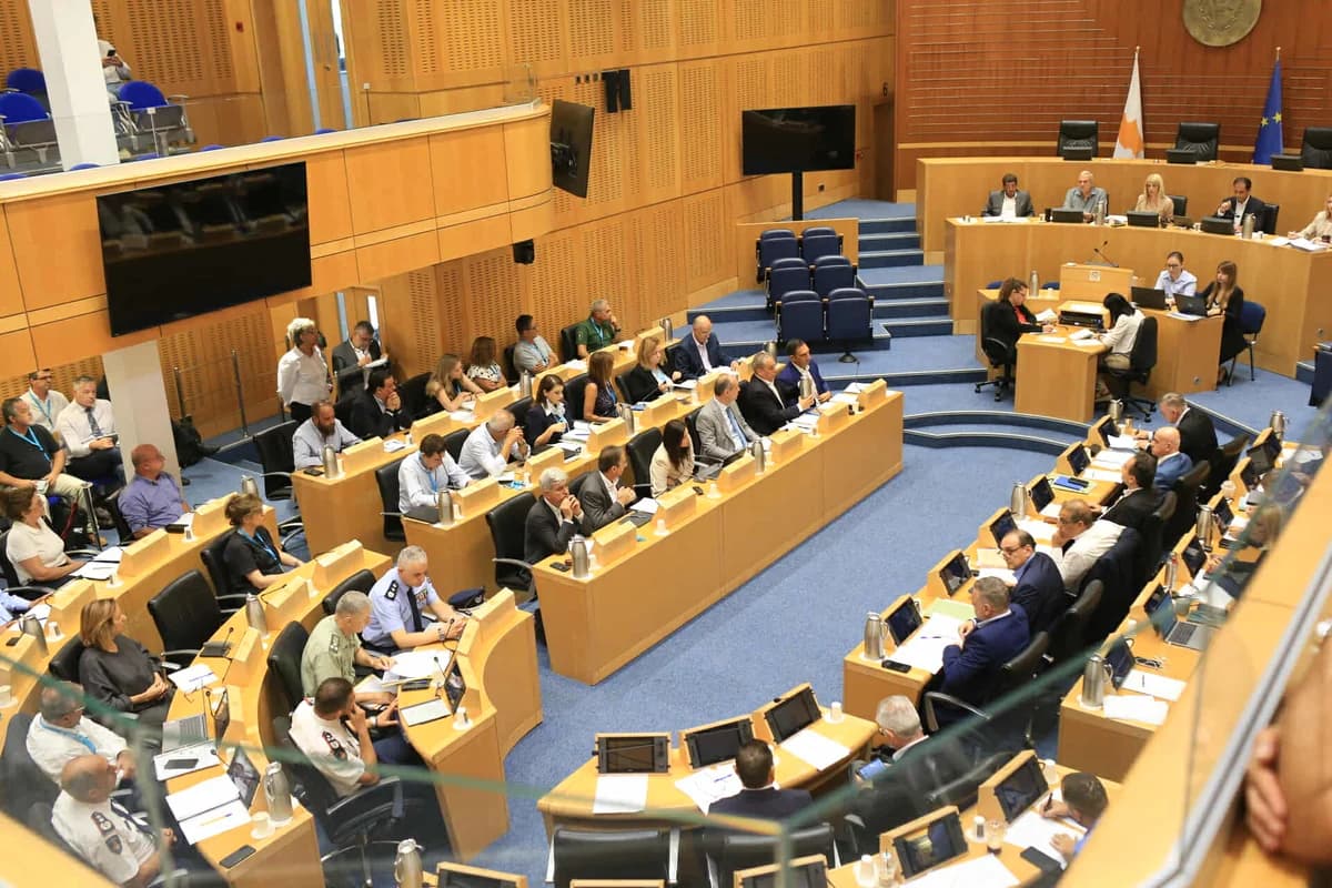 Mehrfachrenten für Beamte: Was das Parlament beschlossen hat