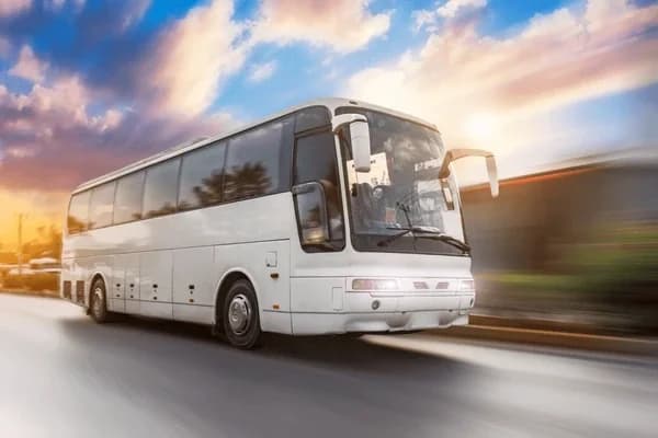 4.000 € Strafe für Nicosia Busunternehmen wegen Sicherheitsverstößen