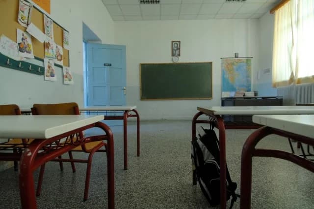 10.000 Neue Lehrerernennungen für das Schuljahr 2025-2026