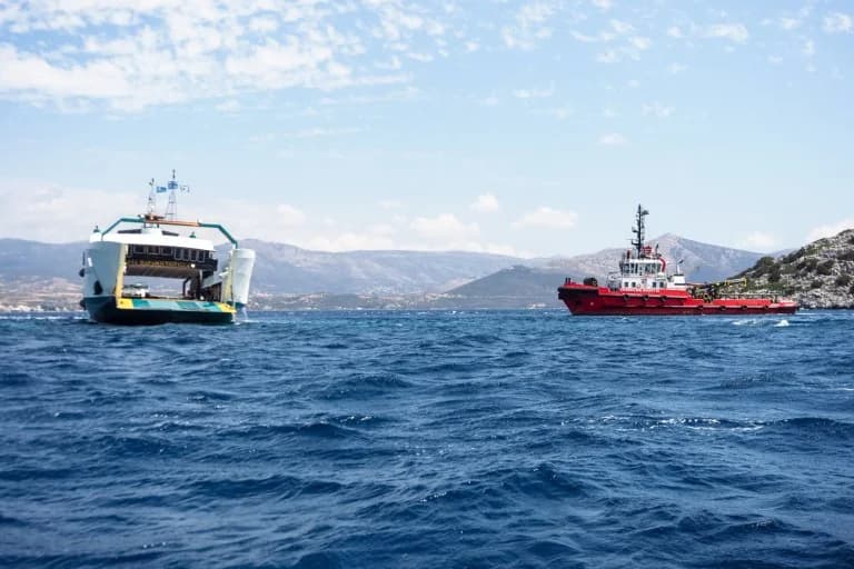 SYRIZA pregunta al Parlamento sobre el encallamiento del ferry en Nea Styra