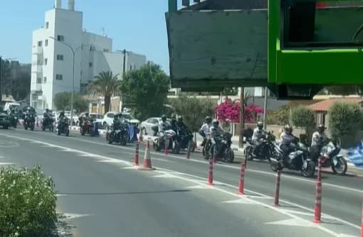 מצעד אופנועים במעברי אסטרומריטיס, אגיוס דומטיוס ולדרה