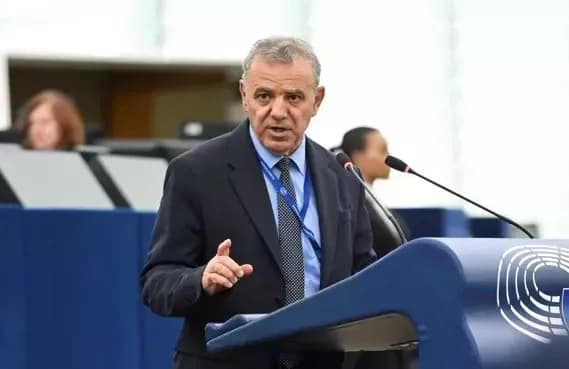 K. Mavridis Rejects Commission's Response on Green Line Trade Irregularities
