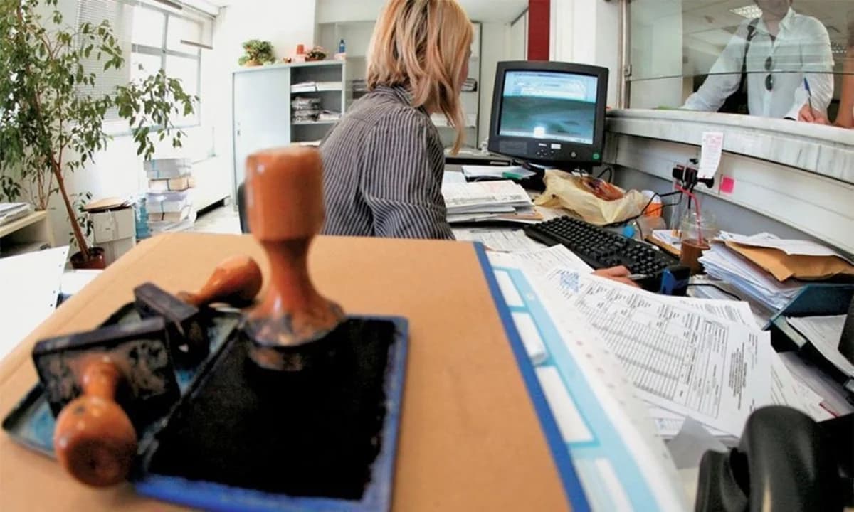 ה'קאסטה' של יקום מקביל: דרישות ופריבילגיות