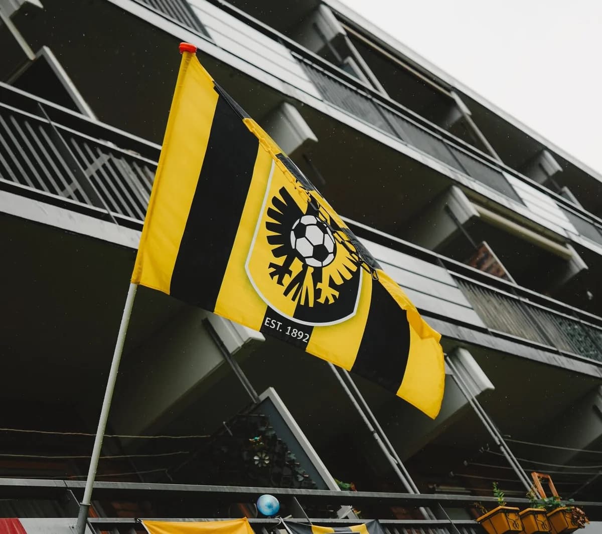Vitesse Arnhem Fuera del Fútbol Profesional Neerlandés