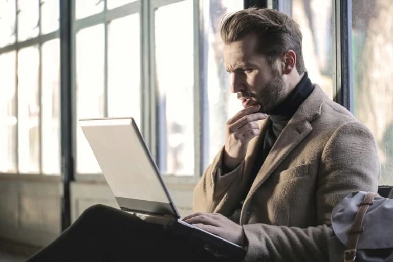 Gen X ηττήθηκε: Οι Boomers προτιμούν Millennials για CEO λόγω της αποδοχής της Τεχνητής Νοημοσύνης