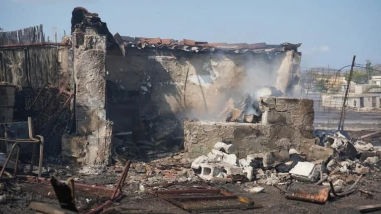 Φωτιά στην Κερατέα: Ηλικιωμένος βρέθηκε απανθρακωμένος