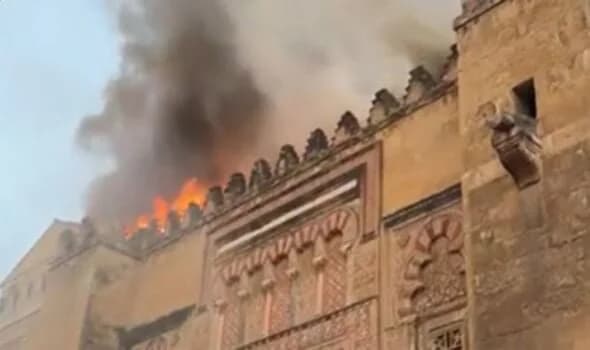 Cordoba: Fire Alarm at Mosque-Cathedral
