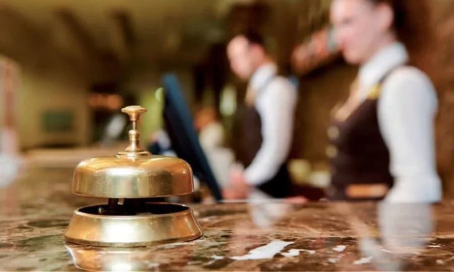 Σε αναμονή οι συντεχνίες στον ξενοδοχειακό τομέα, λέει ο ΓΓ ΣΥΞΚΑ ΠΕΟ