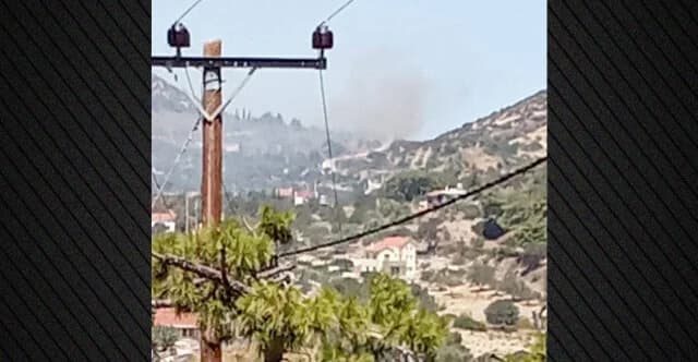 Incendio en Kouvaras, Ática: Respuesta aérea en curso