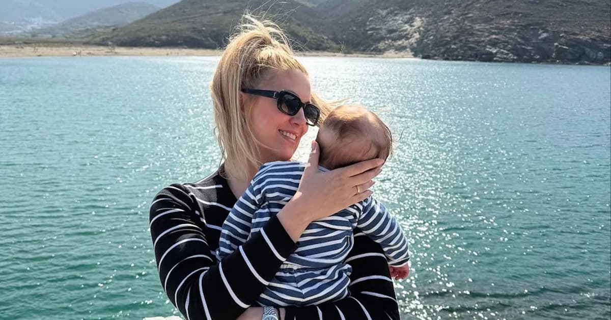 Foteini Petrogianni: Tierno momento con su hijo en el parque
