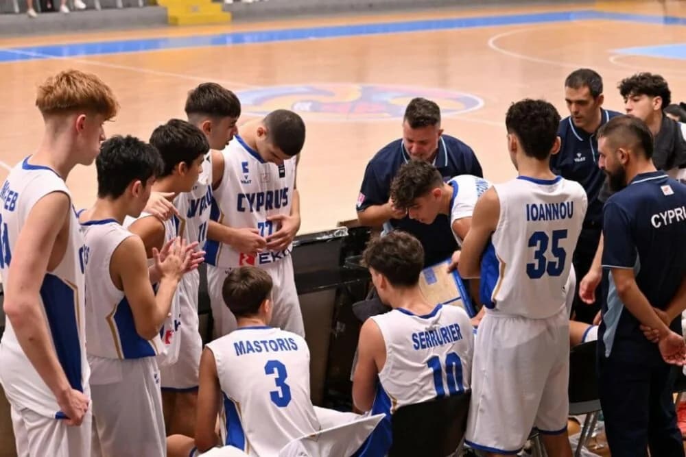 U16国家队在领先18分的情况下输给斯洛伐克