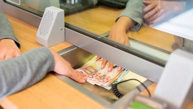 Τράπεζες: Στόχος για νέα δάνεια άνω των 13 δισ. ευρώ το 2025