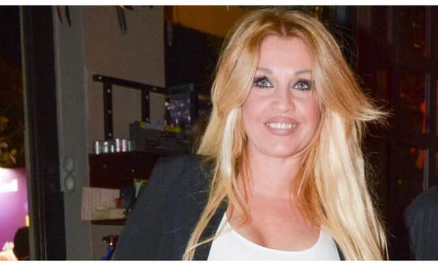 Σαμπρίνα: Στο νοσοκομείο μετά από ατύχημα στην Πρέβεζα