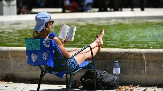 Γαλλία: Καύσωνας με θερμοκρασίες άνω των 40°C