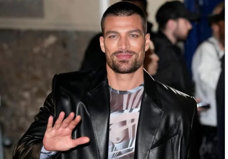 Simone Susinna: Paseando por Matoyiannia en Mykonos