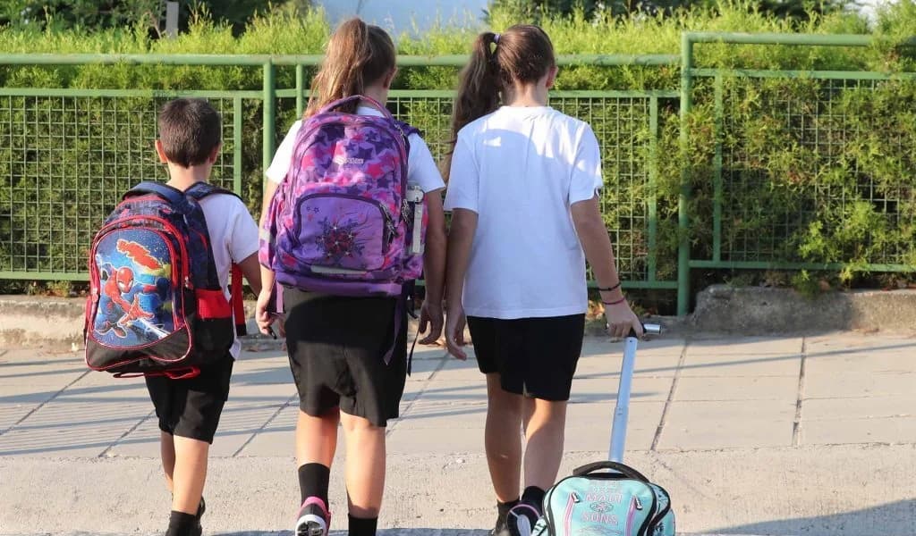 Πότε ανοίγουν τα σχολεία: Οι ημερομηνίες για το πρώτο κουδούνι
