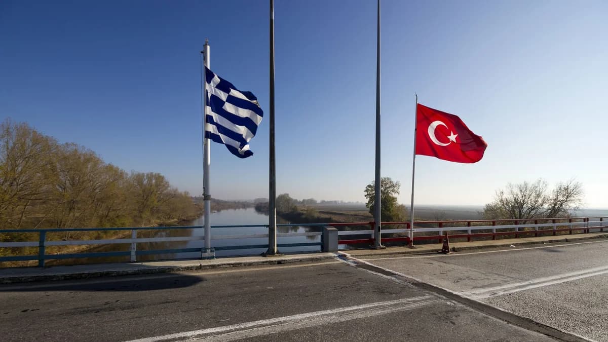 Prensa turca: 'Egipto le dice a Grecia que se detenga'