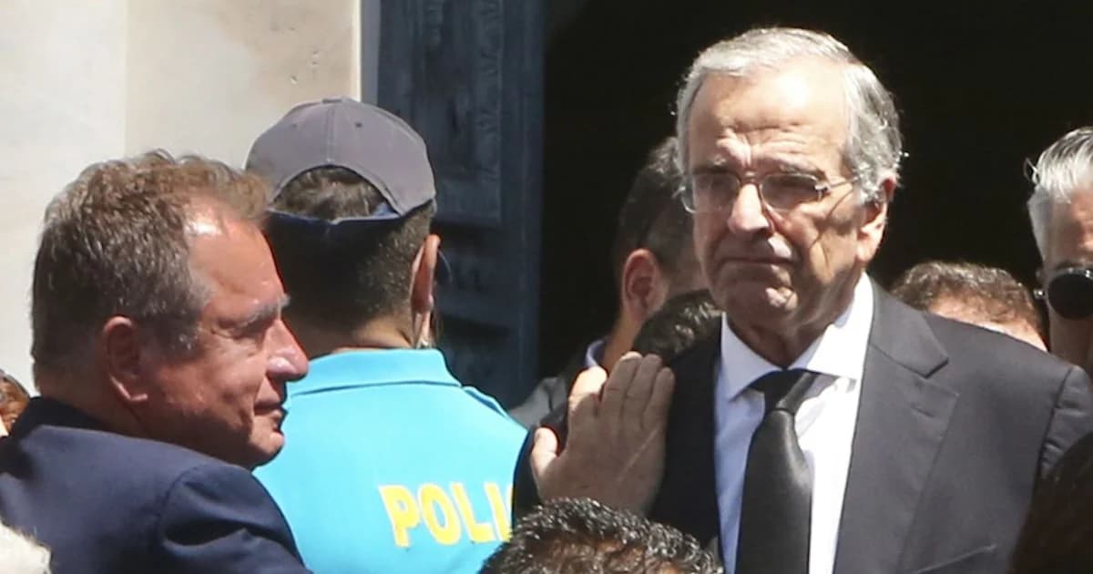 Antonis Samaras: Sentido mensaje tras el funeral de su hija