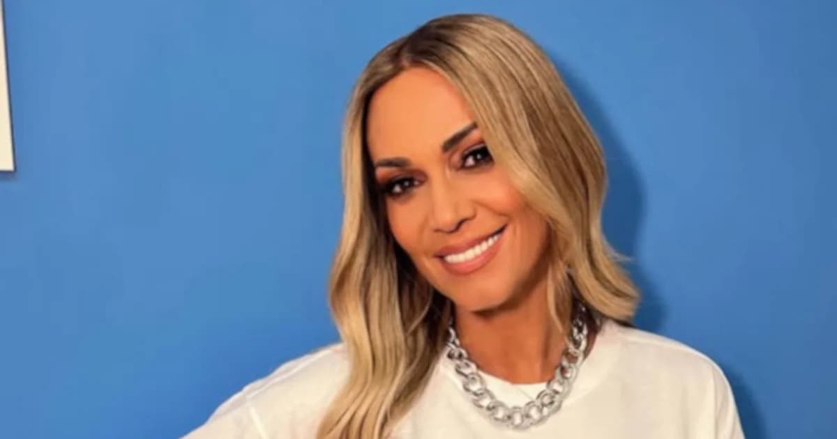 Elli Kokkinou: Concert postponed due to fires