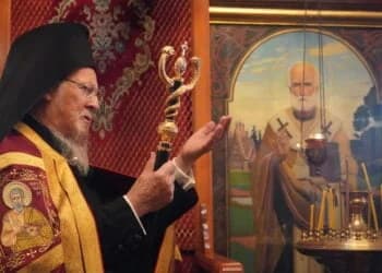 Визит посла США в Анкаре в Патриархат вызвал реакцию
