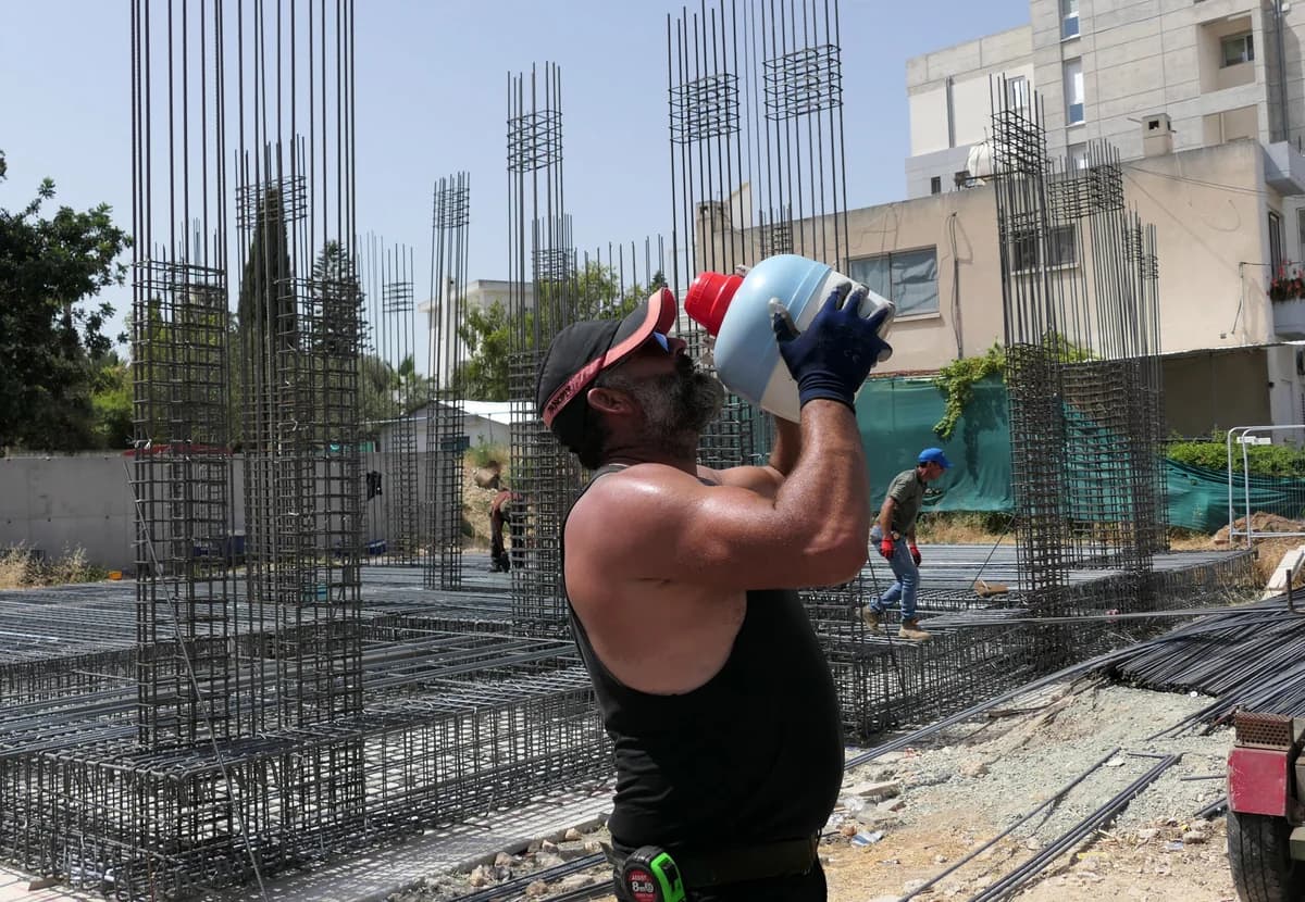 Outdoor Work Stoppage Due to Heatwave: Inspections and Measures