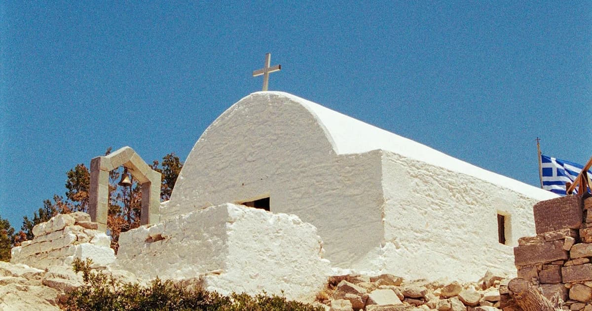 Poets Honor the Virgin Mary in Their Works: A Tribute