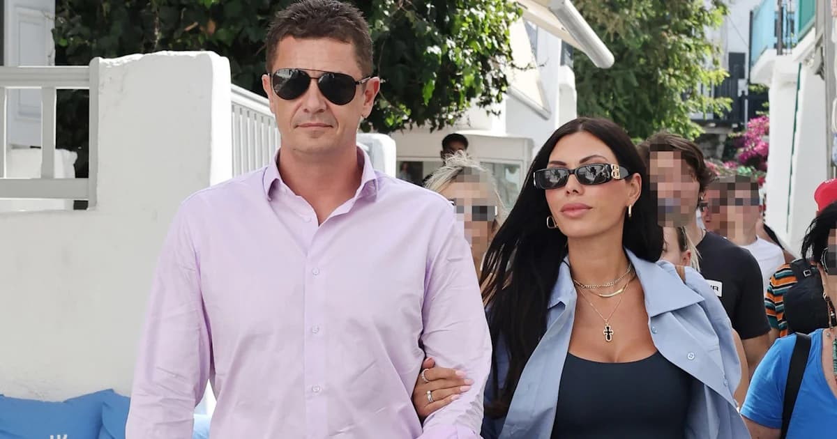 Antonis und Ioanna Sroiter: Romantischer Ausflug nach Hydra