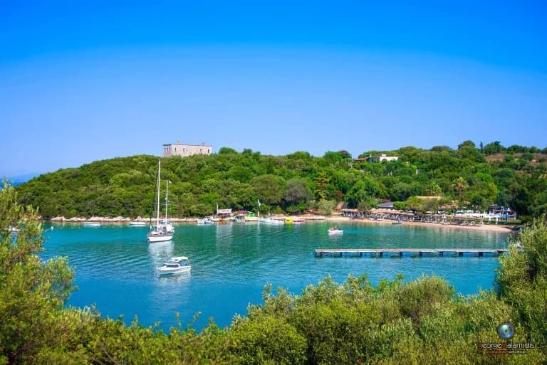 Σύβοτα: Βλάβη σε ιστιοφόρο με Γάλλους τουρίστες