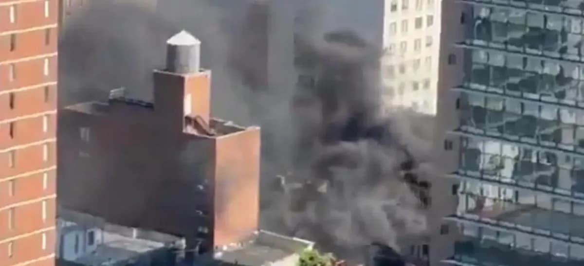 פיצוץ במנהטן: ענן עשן מכסה את ניו יורק