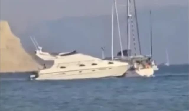Κέρκυρα: Γιοτ παρέσυρε ιστιοφόρα στην Ερεικούσα - Βίντεο