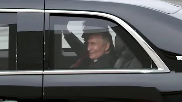 Trump und Putin: Geheimnisvolle Nutzung desselben Autos und Gespräche