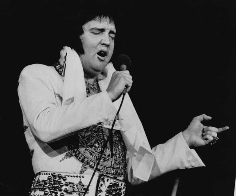 48 Years Without Elvis Presley: Conspiracy Theories and the FBI