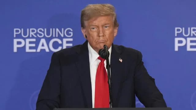 NYT: Trump Unterstützt Angeblich die Abtretung Ukrainischen Gebiets an Russland
