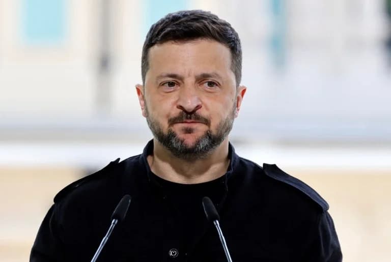 Selenskyj lehnt Gebietsabtretungen ab und strebt 'echten Frieden' an