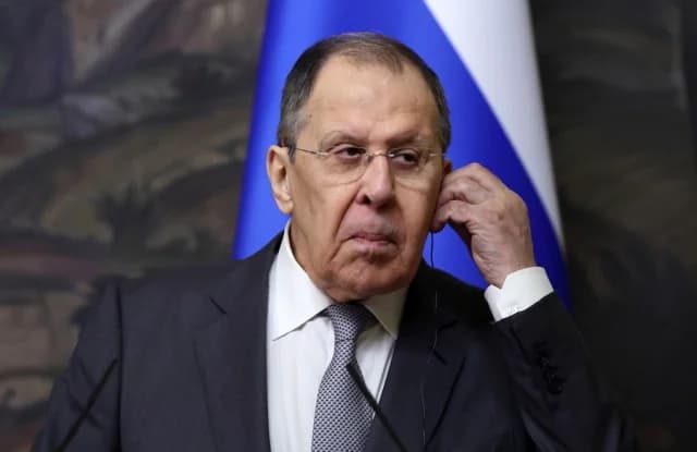 Lavrov Holds Calls with Fidan and Szijjártó After Alaska Summit