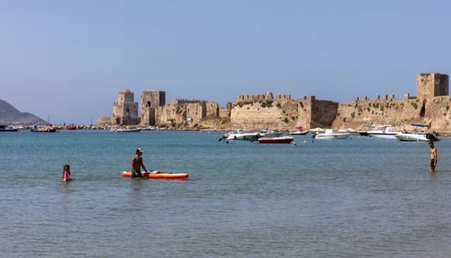 Συναγερμός στη Μεθώνη για θαλάσσια νάρκη κοντά στην παραλία Κρητικά