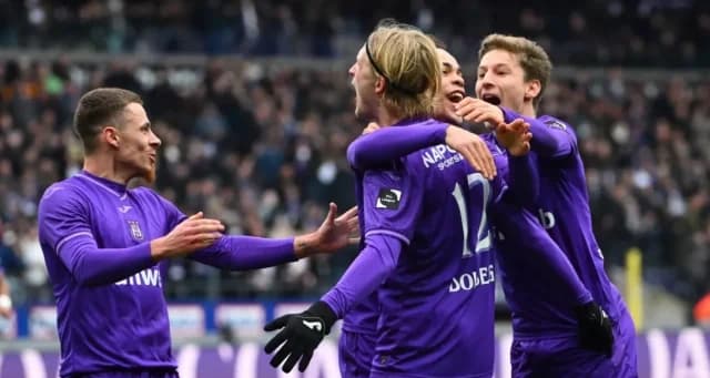 Anderlecht: Partido contra el Gante aplazado antes del choque contra el AEK