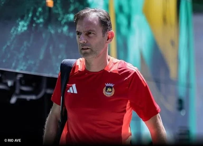 Rio Ave Empata 1-1 con Seis Griegos en la Alineación