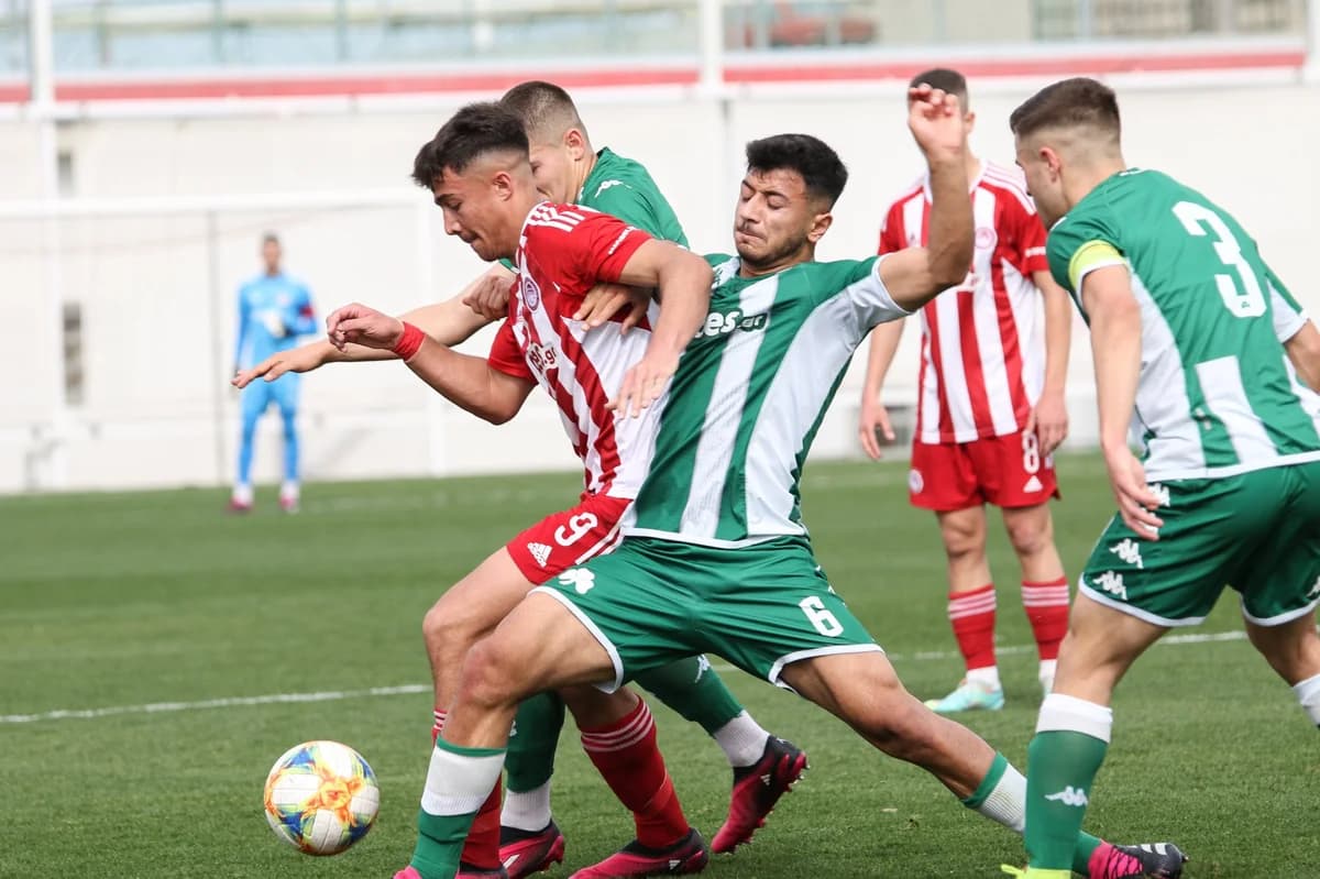 Christos Liatifis: Von Panathinaikos zu Forge FC in Kanada