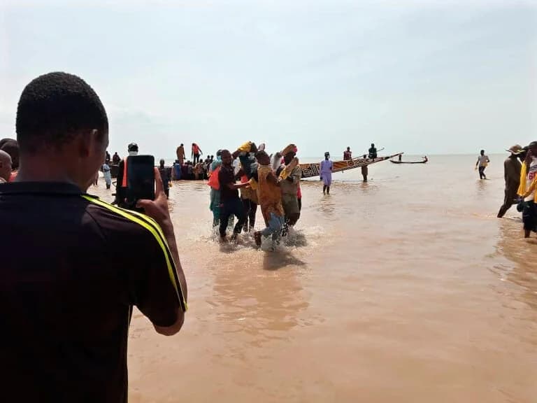 Nigeria: Über 40 Vermisste nach Bootsunglück