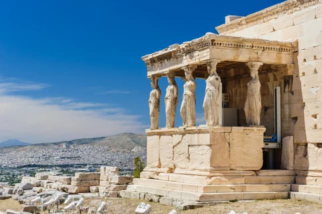 Handelsblatt: Germany Can Learn Pragmatism from Greece