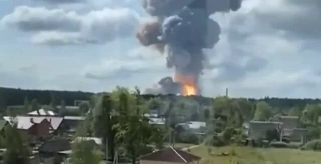 Russia: At Least 20 Dead in Factory Explosion