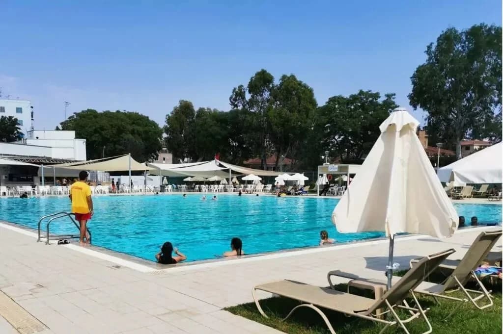 2-Millionen-Euro-Renovierung für das städtische Schwimmbad Nikosia