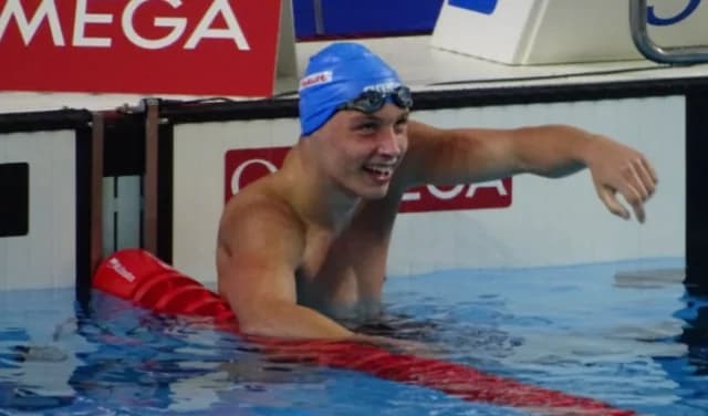 Schwimmen: Doumas erzielt historische Leistung bei Jugend-Weltmeisterschaften
