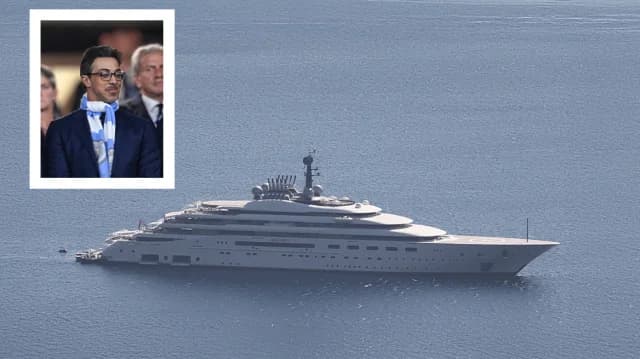 Scheich Mansour: Urlaub in der Navarino-Bucht mit seiner Familie