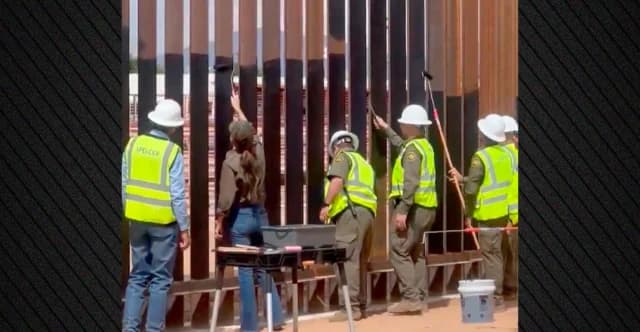 US-Mexikanische Grenzmauer: Schwarz gestrichen, um Migranten abzuschrecken