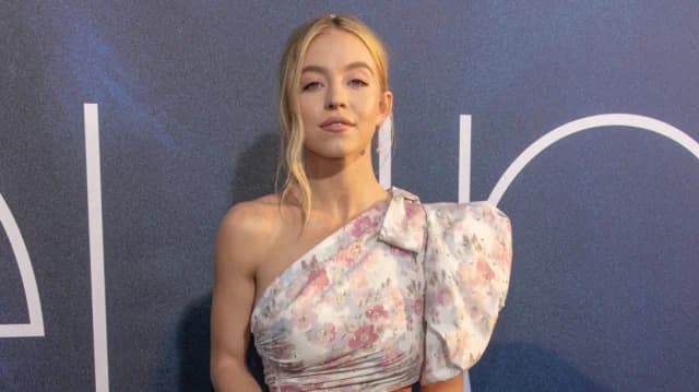 Sydney Sweeney evade preguntas sobre la controversia del anuncio de American Eagle